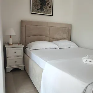 ritas-apartament.albaniahotels.org/
