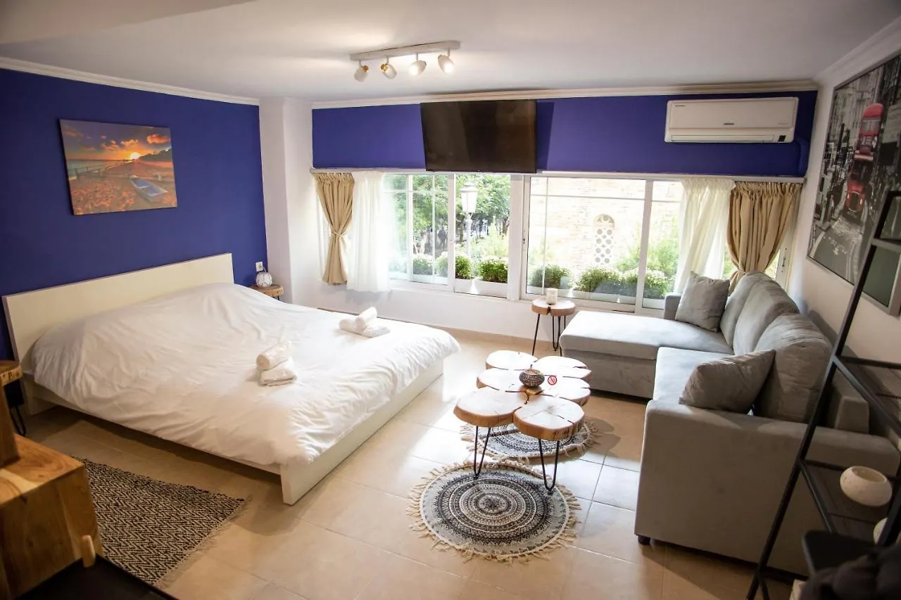Thessaloniki Center Small Studio Apartment Greece